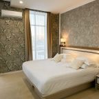 Полулюкс, Гостиница Очагоф