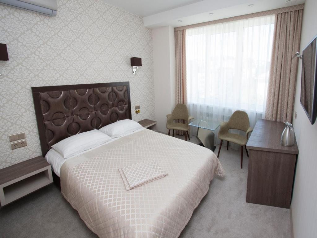 Двухместный (Улучшенный двухместный бизнес номер с 1 кроватью №7) отеля Владпойнт, Владивосток