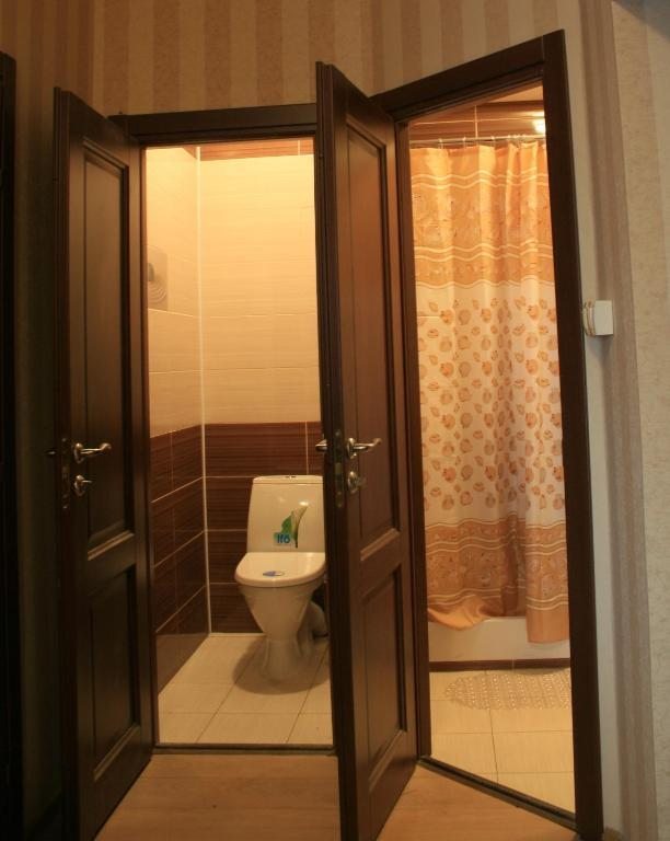 Одноместный (Одноместный номер с общей ванной комнатой) отеля Заозерный, Новый Уренгой
