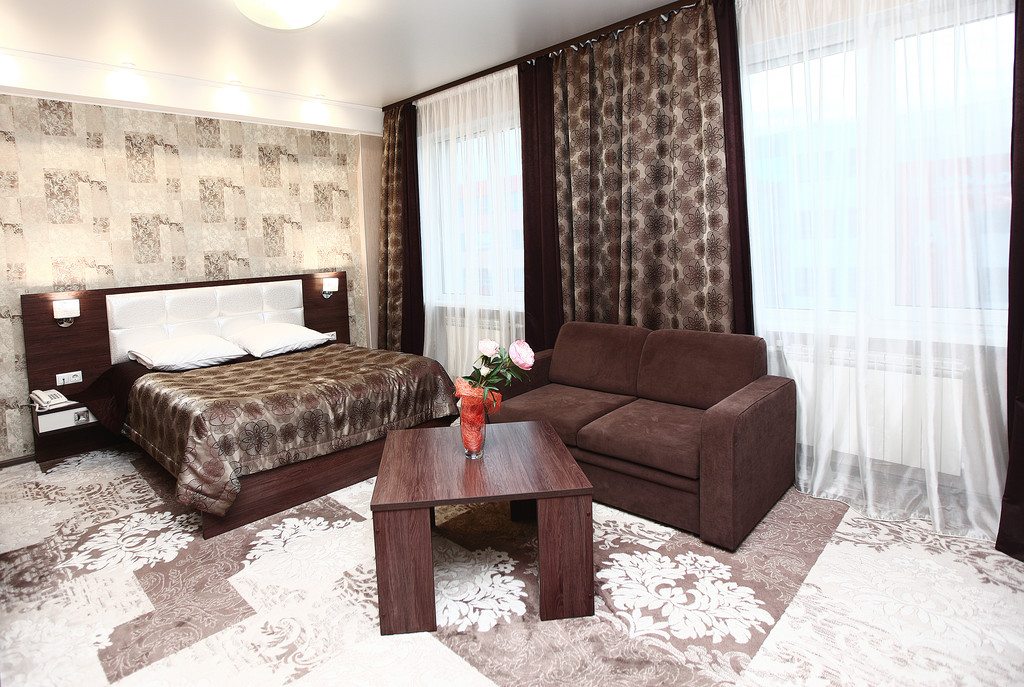 Номер с двуспальной кроватью в гостинице Армада Комфорт, Оренбург. Гостиница Армада Комфорт