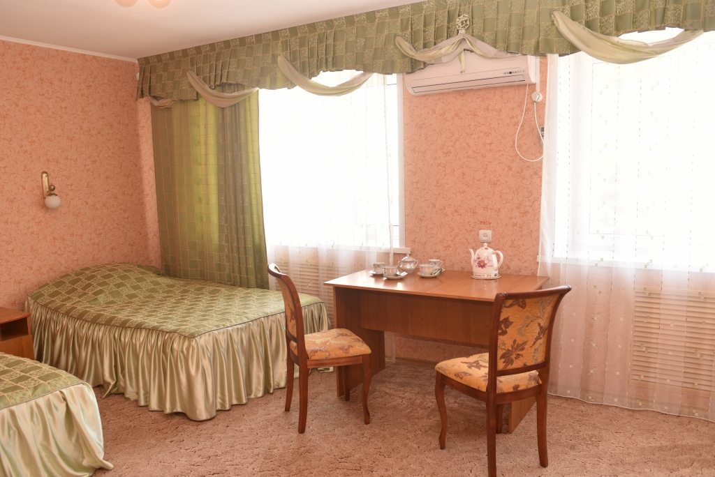 Полулюкс гостиницы Урюпинск