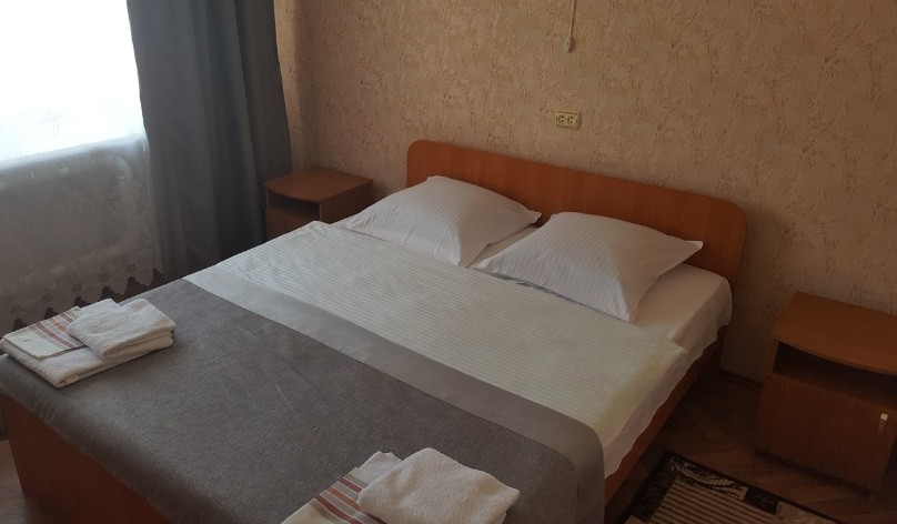 Двухместный (Двухкомнатный с двуспальной кроватью) гостиницы Урюпинск