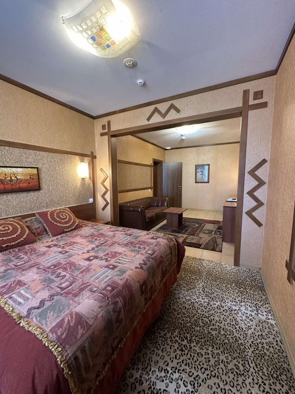 Люкс (Африка 502) гостиницы Ля Ви де Шато, Оренбург