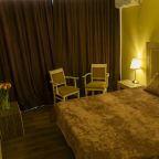 Во всех номерах шторы блекаут,рассвет не помешает вашему сну