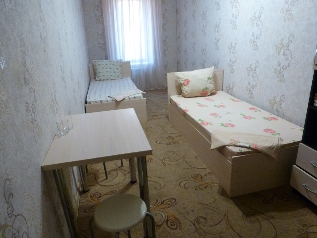 Двухместный (Стандарт с двумя односпальными кроватями) гостиницы Победа, Астрахань