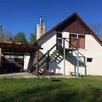 Номер (Дом для отпуска), Отель С сауной в центре города