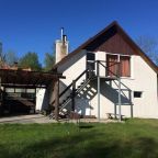 Номер (Дом для отпуска), Отель С сауной в центре города