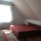 Номер (Дом для отпуска), Отель С сауной в центре города