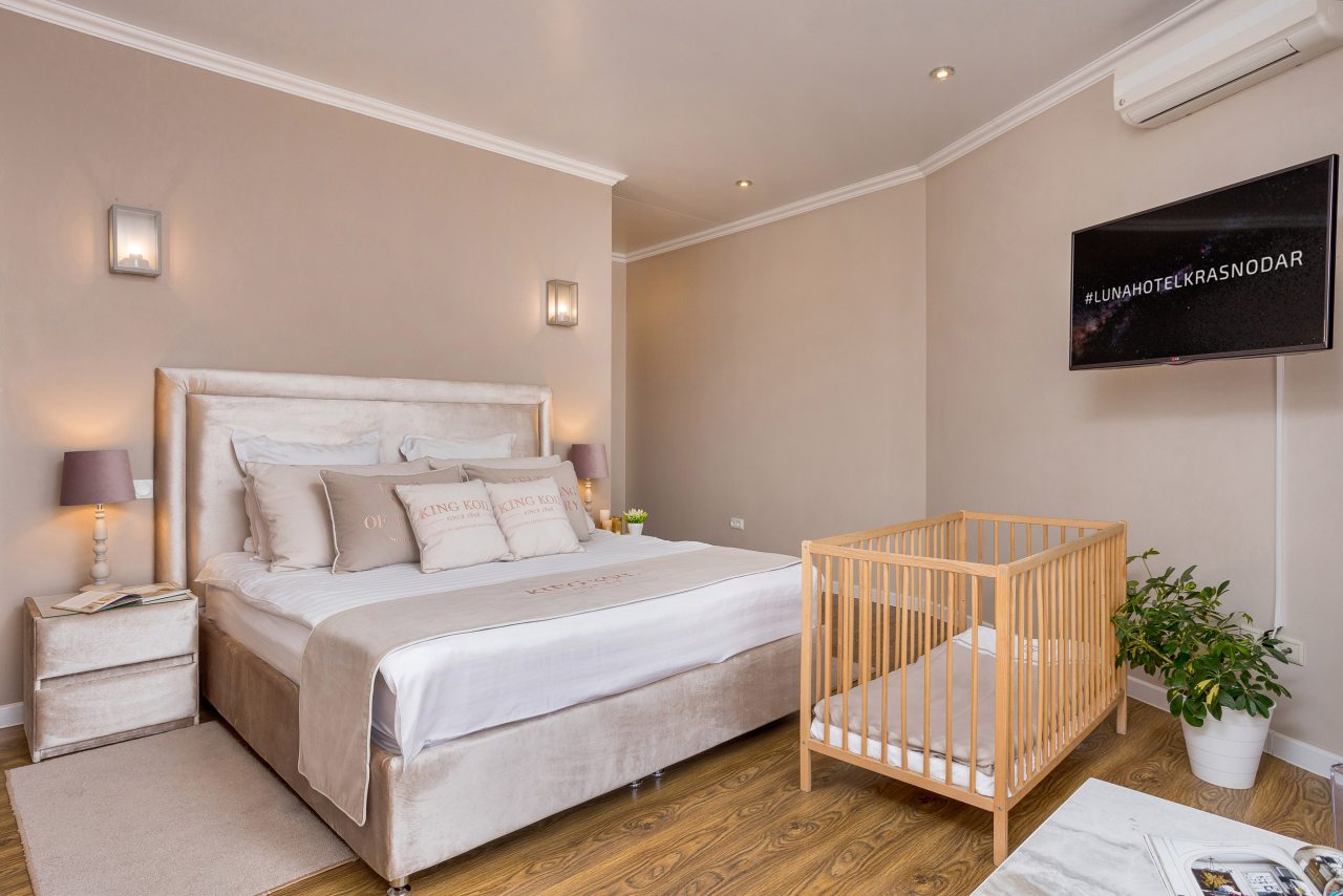 Детская кроватка, LUNA Hotel Krasnodar