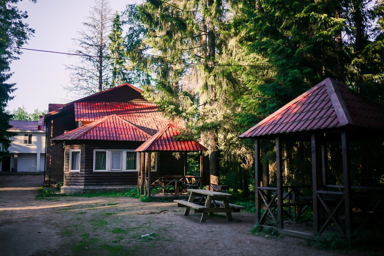 Дом (Дом с 3 спальнями (для 8 взрослых)) базы отдыха Красное Озеро, Коробицыно