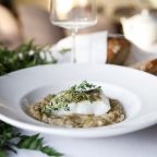 Доставка еды и напитков в номер