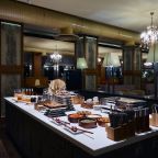 Завтрак в формате шведский линии, Отель Восток