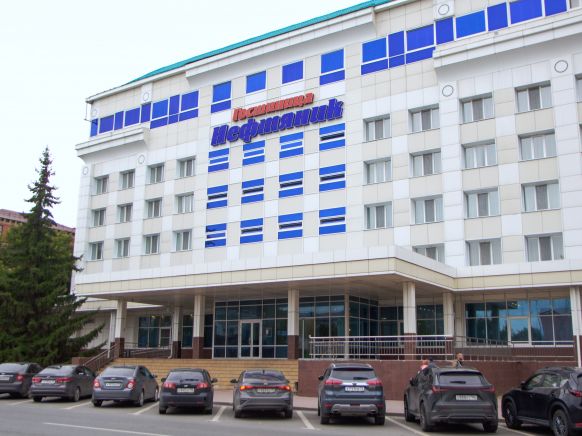 Отель Нефтяник, Тюмень