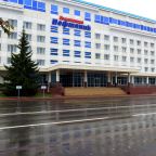 Парковка, Гостиница Нефтяник