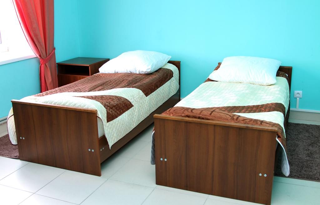 Двухместный (Двухместный номер с 2 отдельными кроватями) гостиницы Вернисаж, Бор