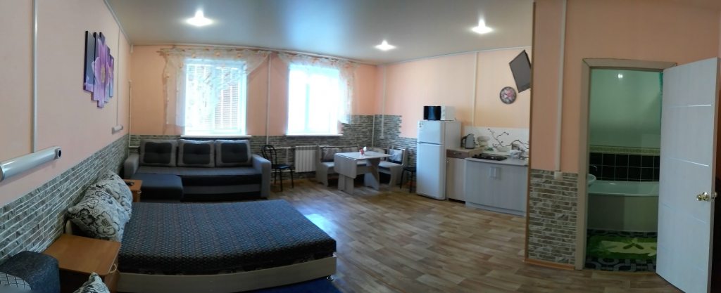 Трехместный (Семейный Комфорт № 2.1) отеля M-53, Ачинск