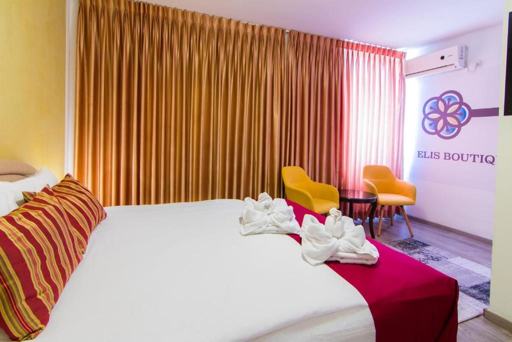 Двухместный (Двухместный номер с 1 кроватью или 2 отдельными кроватями, вид на сад) отеля Elis Boutique Hotel, Бат-Ям