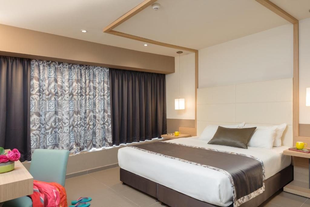 Двухместный (Улучшенный двухместный номер с 1 кроватью или 2 отдельными кроватями) отеля Leonardo Suite By the Beach, Бат-Ям