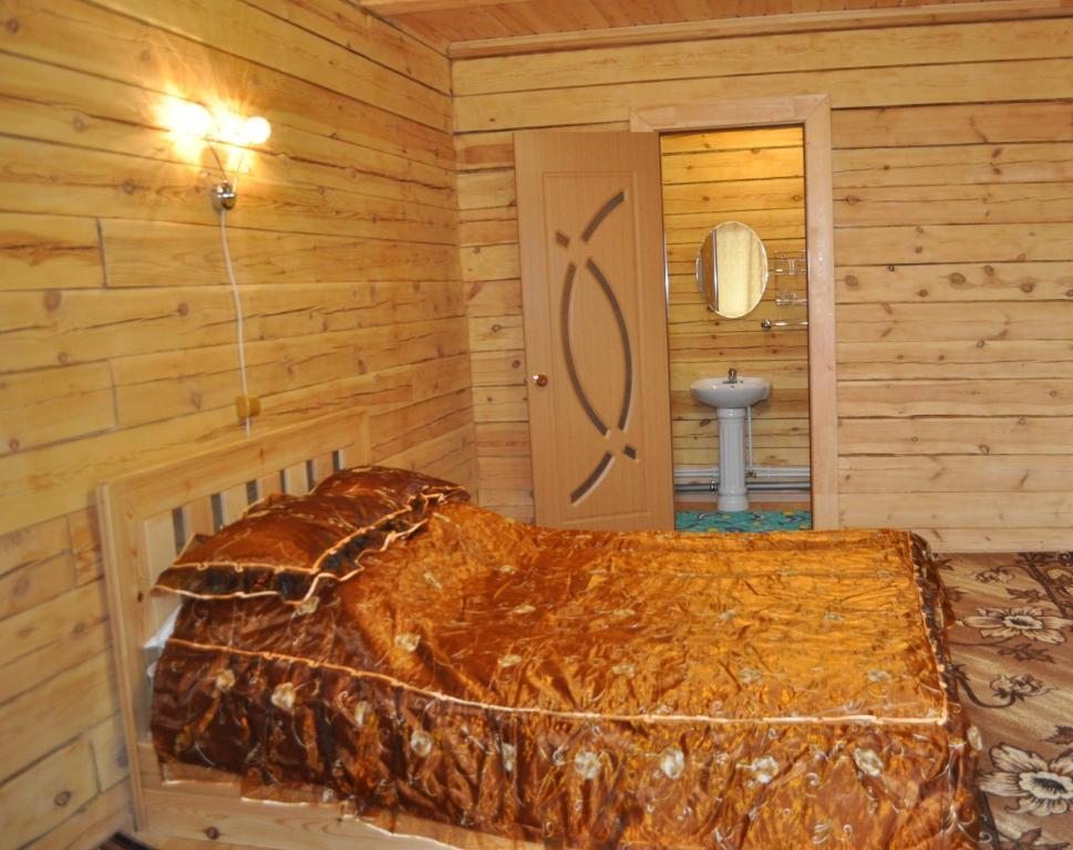 Двухместный (Стандартный двухместный номер с 2 отдельными кроватями) гостевого дома Байкальские просторы, Листвянка
