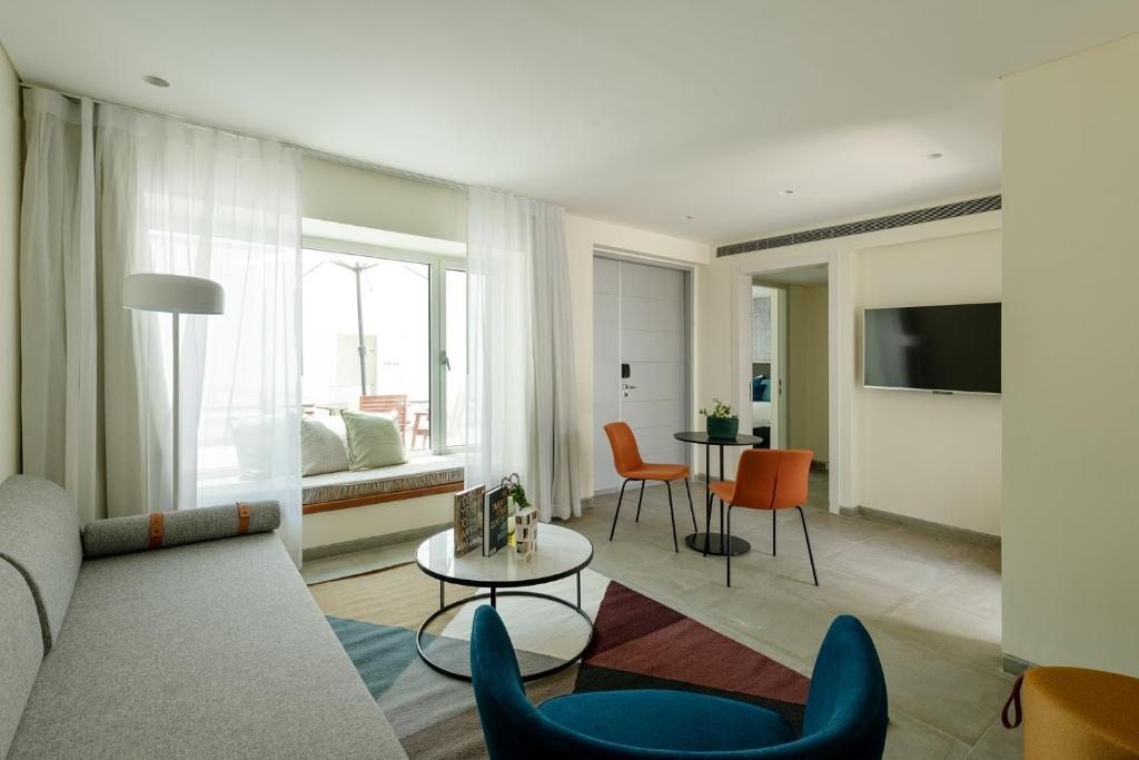 Сьюит (Улучшенный люкс (для 2 взрослых и 2 детей)) отеля Elma Arts Complex Luxury Hotel, Зихрон-Яаков