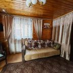 Дом (Комфорт (ул. Гудина, д. 13г)), Гостевой дом Лоцман