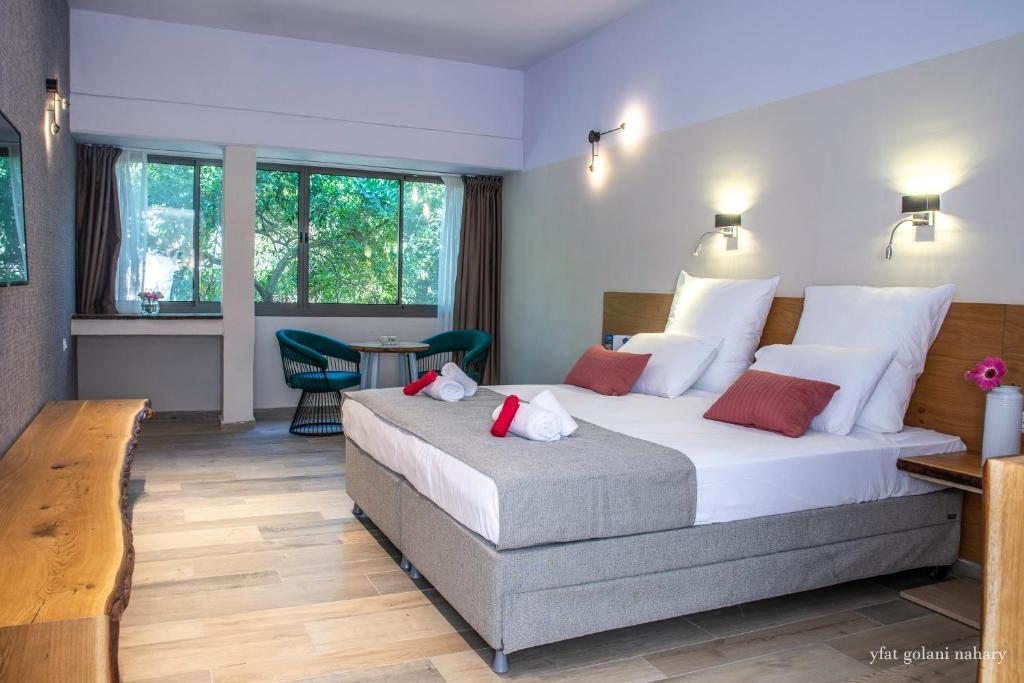 Двухместный (Двухместный номер с 1 кроватью или 2 отдельными кроватями) отеля Ohalo Manor Hotel, Тверия
