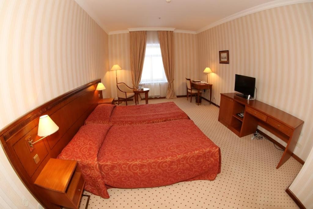 Двухместный (Улучшенный двухместный номер с 1 кроватью или 2 отдельными кроватями) гостиницы Балтийская Звезда, Стрельна