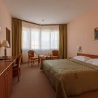 Однокомнатный номер с завтраком «шведский стол»