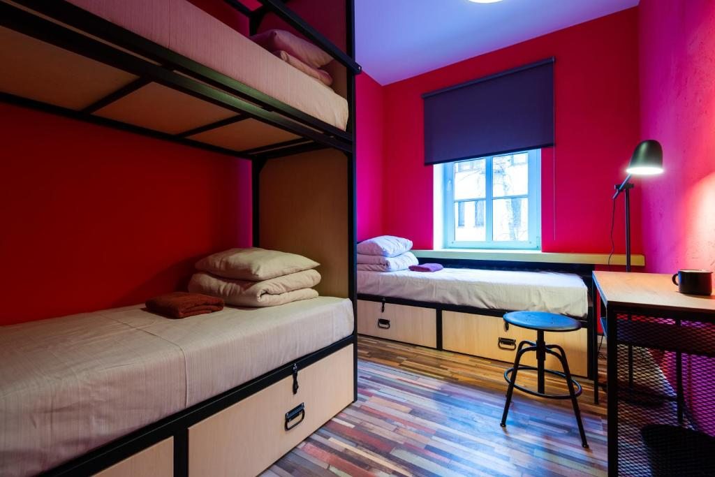 Номер (Спальное место на двухъярусной кровати в общем номере для мужчин и женщин) хостела Тринити, Минск