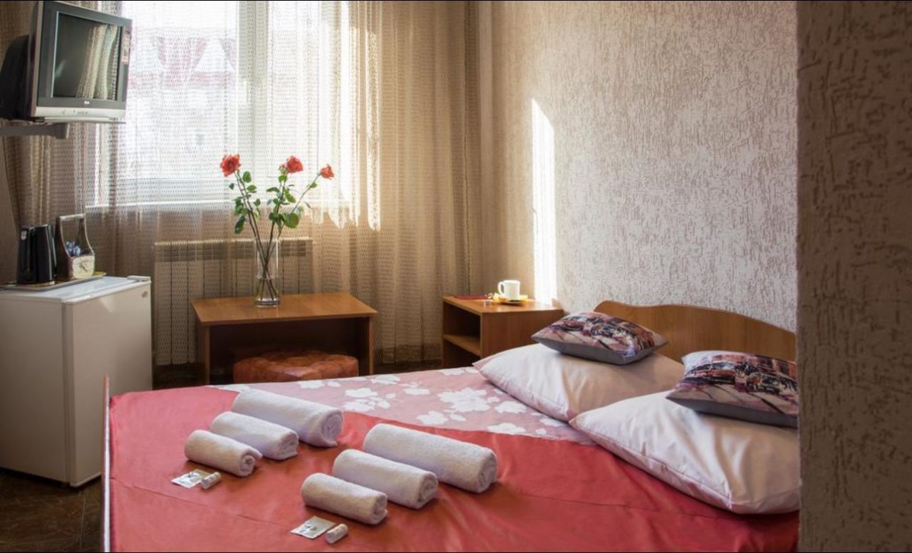 Двухместный (Эконом), Гостиница Автор