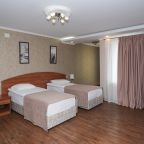 Двухместный (Стандарт улучшенный), Отель Пионер-Люкс