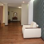 Номер диван + кресло