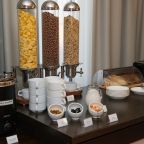 Завтрак «шведский стол».