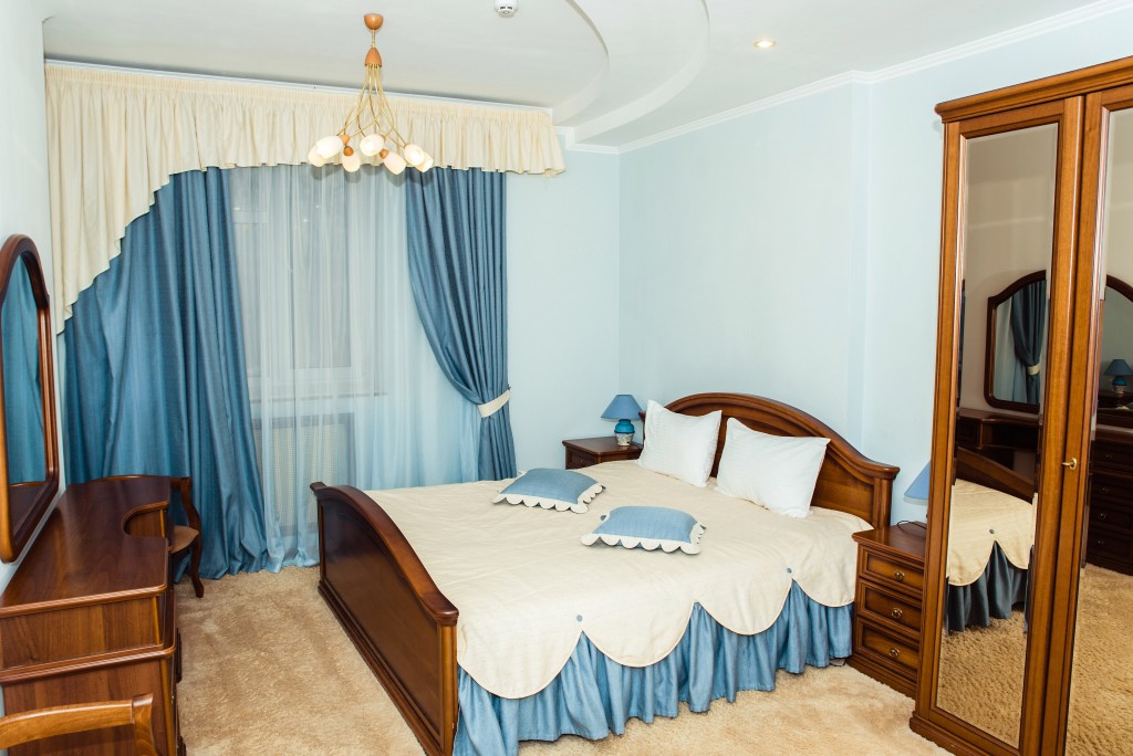 Люкс (2-комнатный) гостиницы YARHOTEL CENTRE, Ярославль