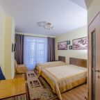 Сьюит (Люкс (для 3 взрослых)), Отель Art Hotel