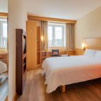 Номер (Стандарт с большой кроватью), Отель Рэдди