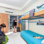 Номер (Кровать в общем 4-местном номере для мужчин и женщин), Abraham Hostel Jerusalem