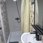 Четырехместный (С 2-я двуспальными кроватями, 4-я односпальными кроватями либо с 1-й двуспальной и 2-я односпальными кроватями.), Гостевой дом Анна