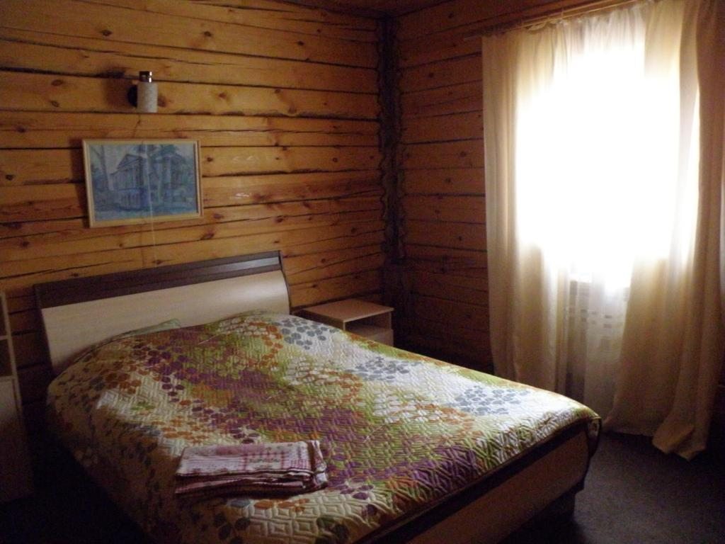 Двухместный (Стандартный двухместный номер с 1 кроватью) кемпинга Русское Подворье, Большое Голоустное