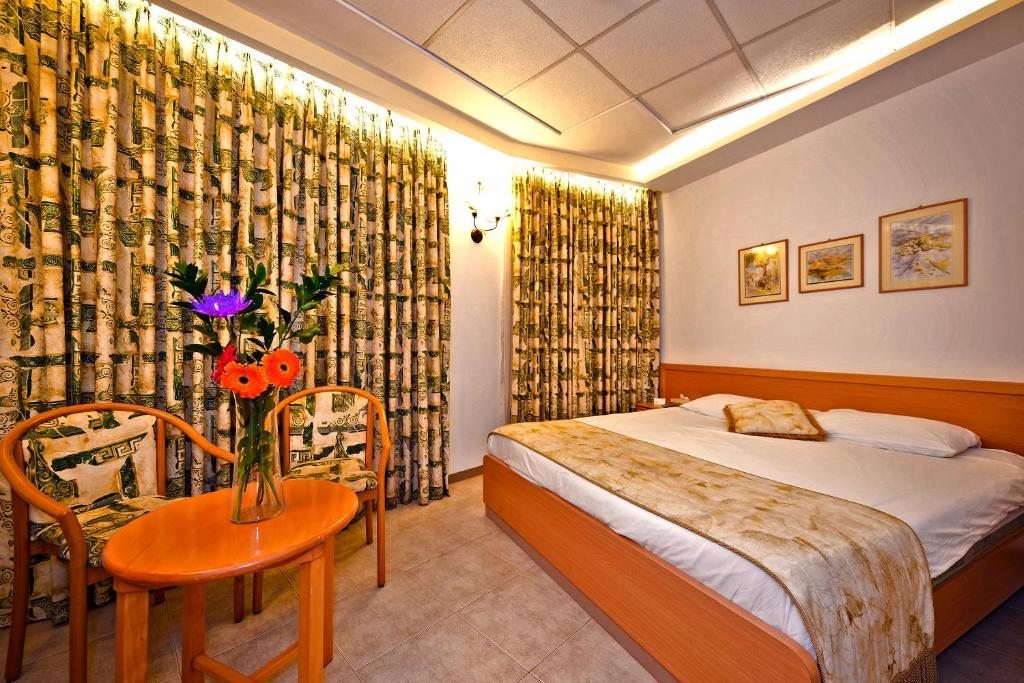 Двухместный (Стандартный двухместный номер с 1 кроватью), Golden Walls Hotel