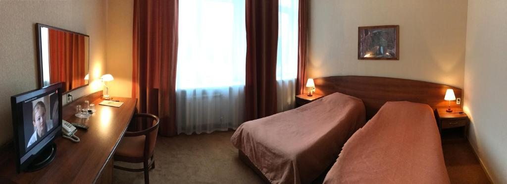 Двухместный (Стандартный двухместный номер с 2 отдельными кроватями) отеля Парк-Отель, Дубна, Московская область