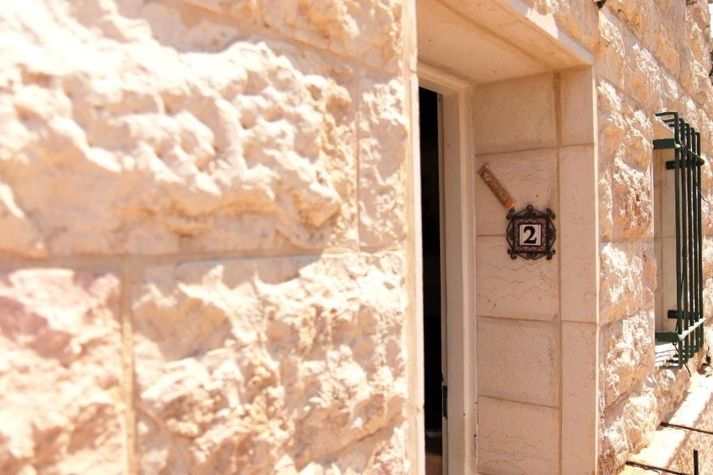 Апартаменты (Апартаменты № 1 с 1 спальней и балконом) виллы Jerusalem Mansion, Иерусалим
