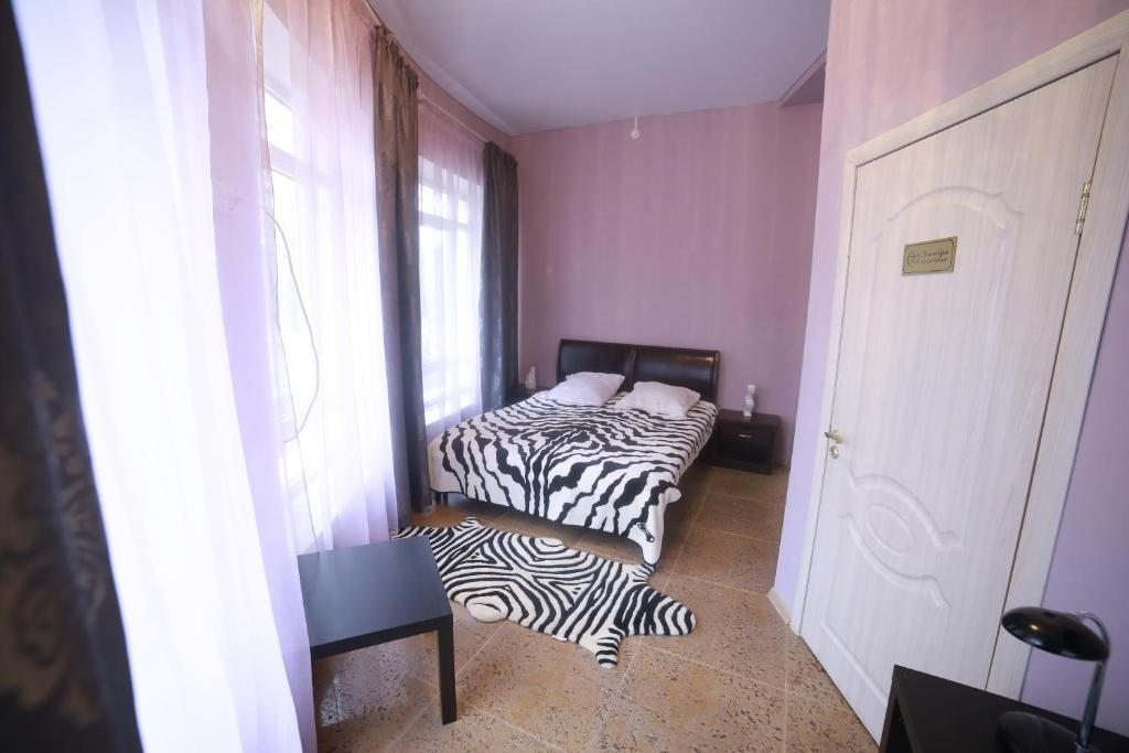 Двухместный (Двухместный номер «Престиж» с 1 кроватью) мини-отеля Усадьба, Оренбург