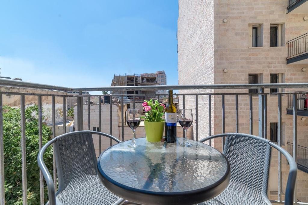 Семейный (Трехместный номер Делюкс), Paamonim Hotel Jerusalem