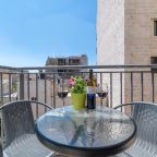 Семейный (Трехместный номер Делюкс), Paamonim Hotel Jerusalem