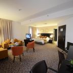 Сьюит (Junior Suite with Balcony (Double Bed)), St. George Hotel