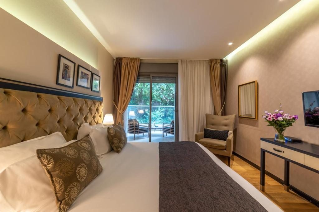 Двухместный (Двухместный номер Делюкс с 1 кроватью или 2 отдельными кроватями и террасой) отеля Stay Kook Suites, Иерусалим