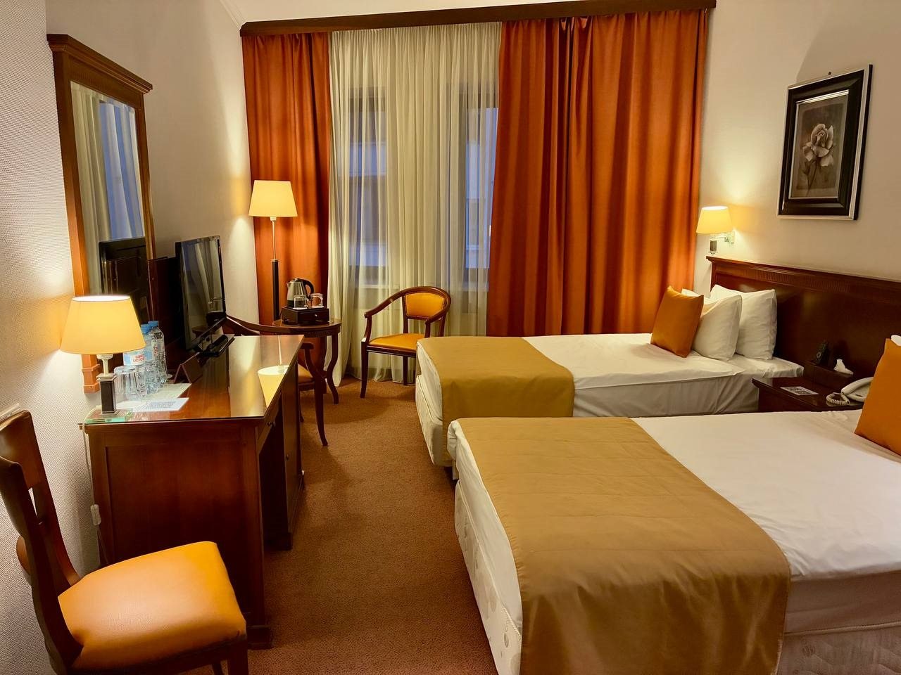 Двухместный (Стандартный  номер с 2 кроватями(standard twin room)), Отель АРТ