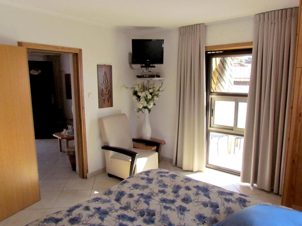 Сьюит (Люкс с 1 спальней для гостей с ограниченными физическими возможностями) отеля Mina Teva, Метула