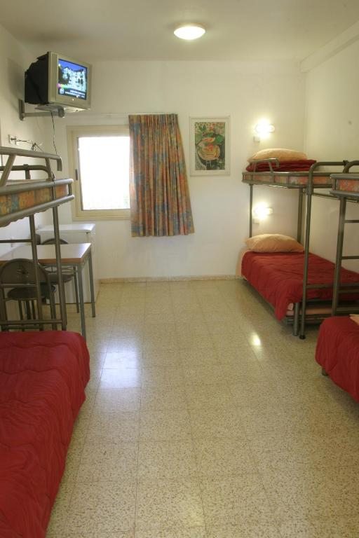 Номер (Односпальная кровать в общем номере для женщин) хостела HI - Mitzpe Ramon Hostel, Мицпе-Рамон